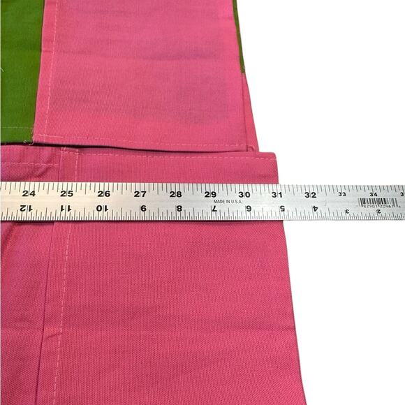 Pink and Green Mod Style Apron Wired Neckline and Pockets all Around - Picture 4 of 4